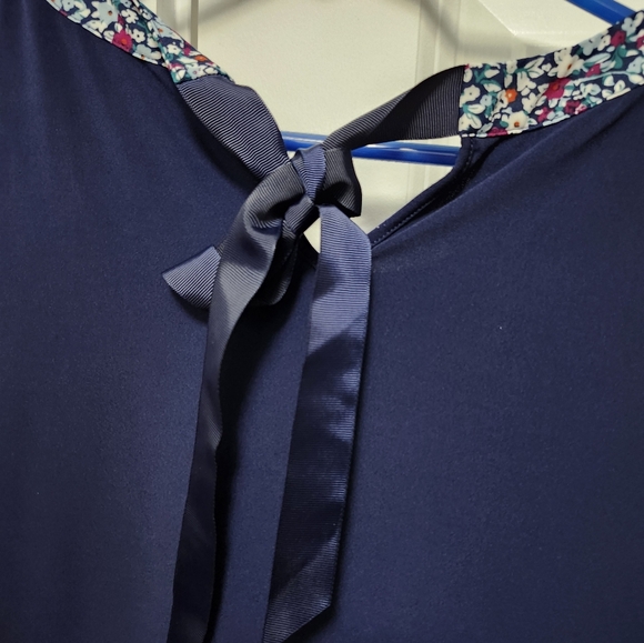 Top - Picture 5 of 5